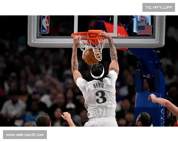 独行侠浓眉伤退勇士胜克莱回归7分，情怀拉满